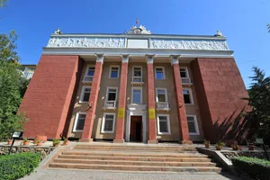 Президент Садыр Жапаров предложил изменить работу Конституционного суда