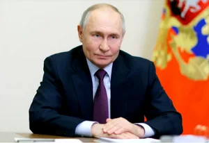Владимир Путин поздравил Президента Ильхама Алиева