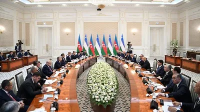 Лидеры Узбекистана и Азербайджана провели заседание Высшего межгосударственного совета