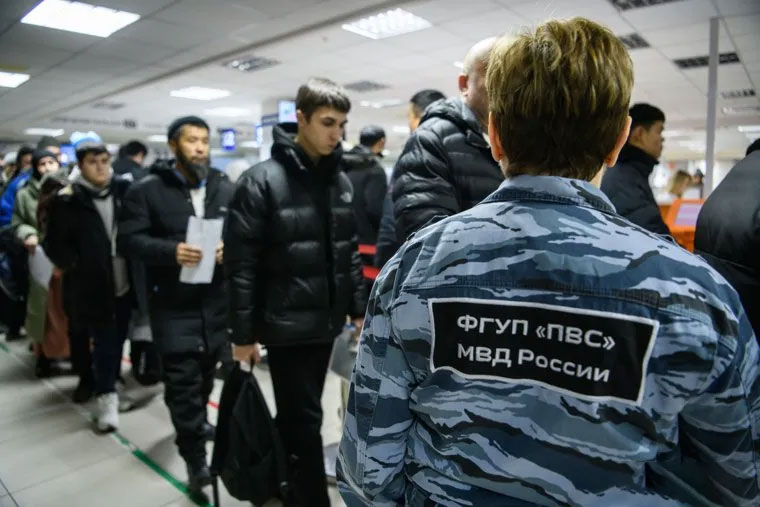 Из России могут выслать около 6 тысяч мигрантов