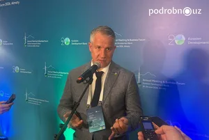 В ЕАБР назвали железную дорогу "Китай — Кыргызстан — Узбекистан" одним из важнейших проектов региона. Видео