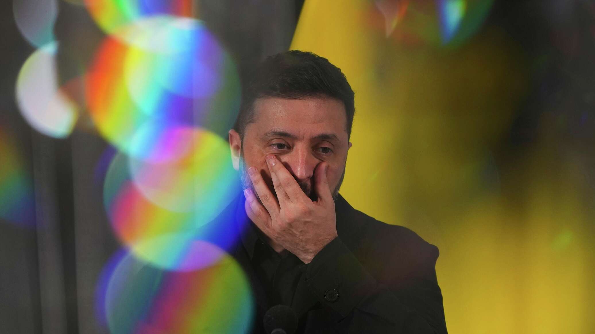 Президент Польши лишил Зеленского ордена Белого орла