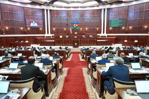 Проходит очередное пленарное заседание Милли Меджлиса