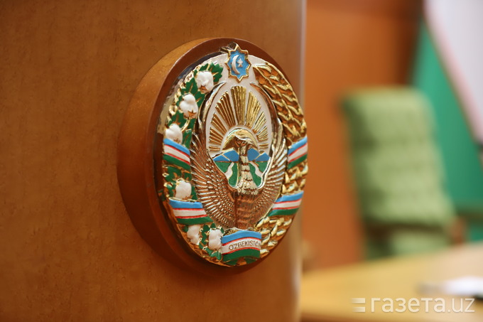 Сенатор Кудратилла Рафиков высказался о символах на гербе Узбекистана
